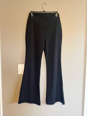 HALARA Black Flare Leggings with Crossover Waistband